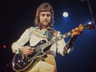 M Mick Rogers Musician 0b822e40 5449 4d36 9266 27914fc9923 Resize 750